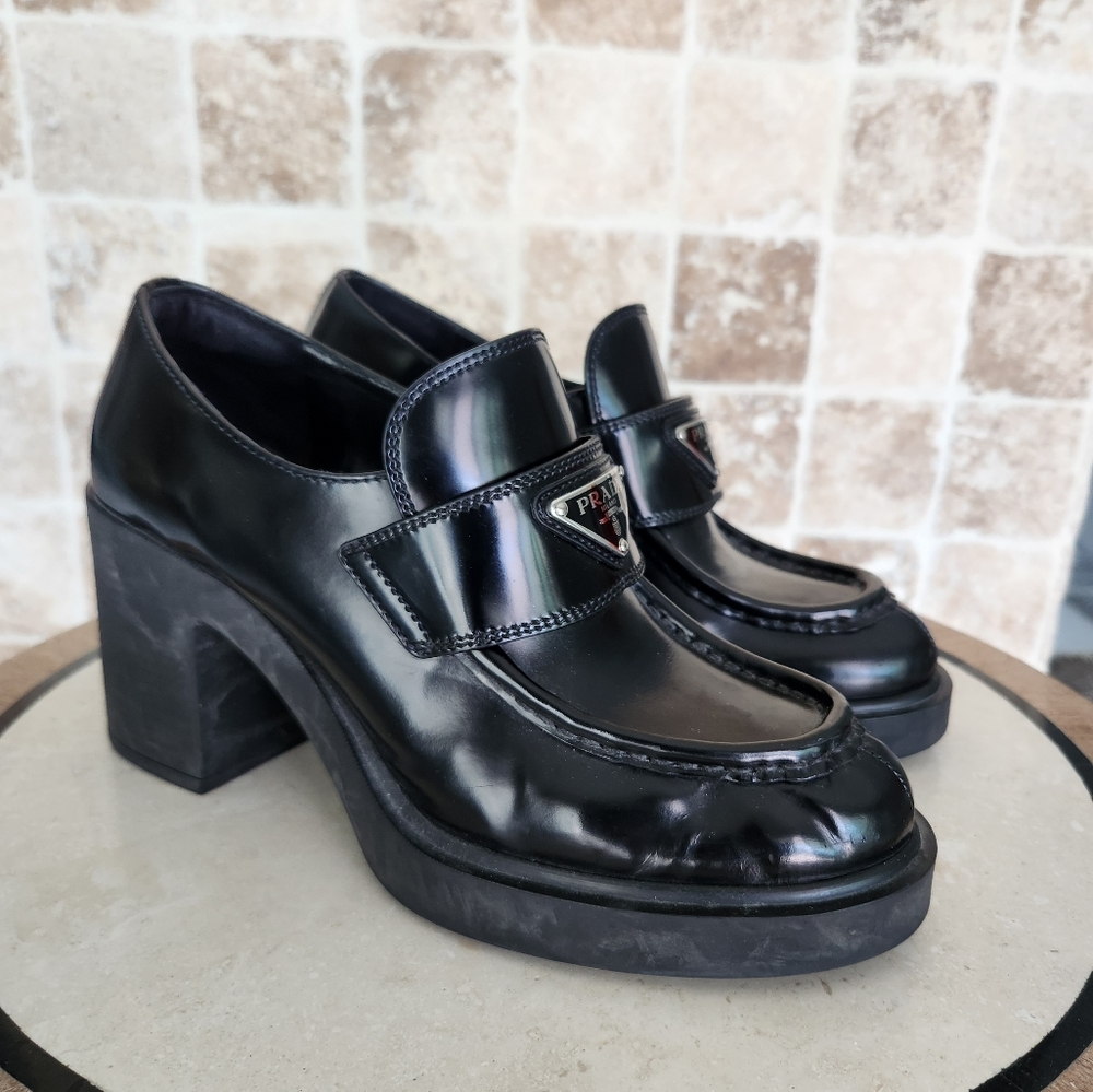 Prada Loafer with heel